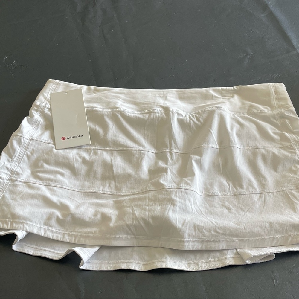 Lululemon skort ( Pace Rival MR skirt Long)